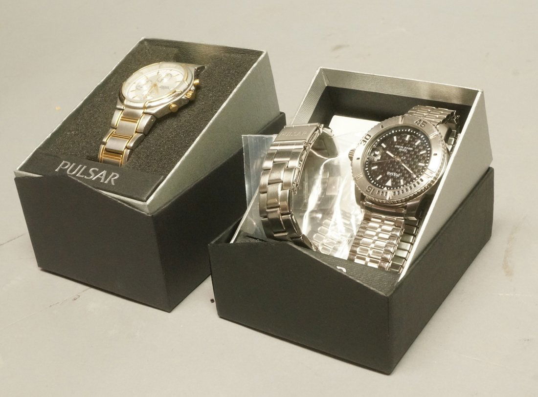 Lot 2 PULSAR Mens Watches. With boxes. One is Mod: Lot 2 PULSAR Mens Watches. With boxes. One is Model PF3544. -- Dimensions: --- US Shipping charge: $20