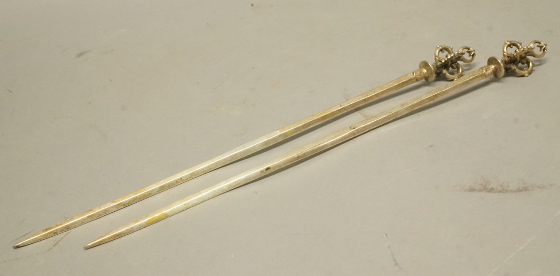 Pr Silver .800 Skewers. Star & Crown Decorative T: Pr Silver .800 Skewers. Star & Crown Decorative Tops. Marked-- Dimensions: : L: 11 inches--- Weight: 2.87 Troy ozs. ---- --- US Shipping charge: $20