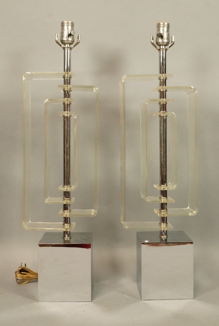 Pr Pierre Cardin style Lucite Lamps. Each with fo (1 of 6)