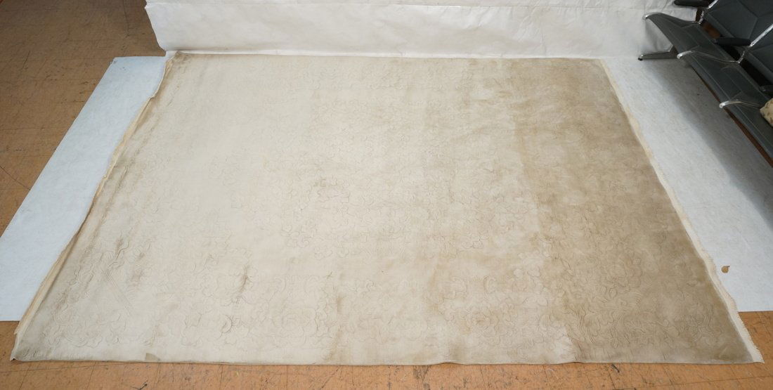 12x8'10 Silk Blend Off White Chinese Deco Carpet. (1 of 9)
