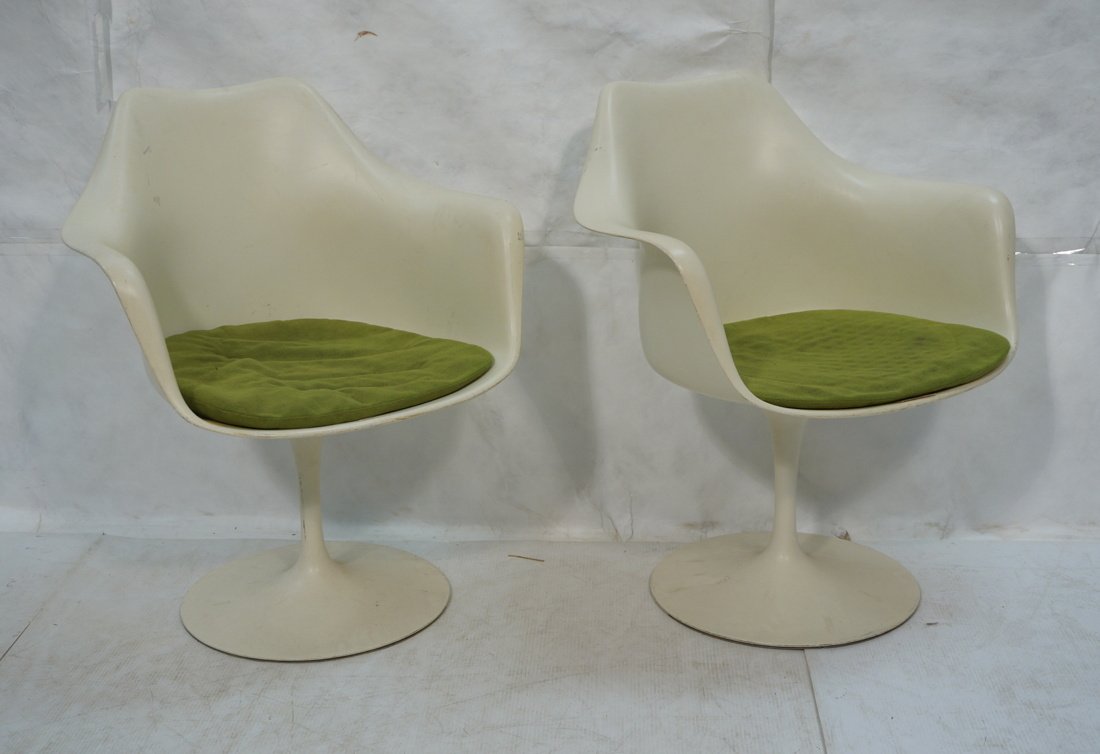 Pr EERO SAARINEN Molded Tulip style Lounge Chairs (1 of 9)