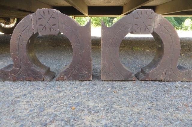 2 Wooden trim pieces: 2 Vintage Wooden trim pieces believed to be from a mantle