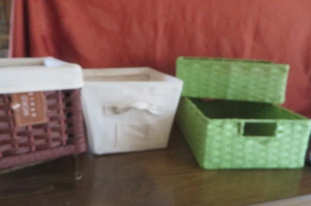 Decorative Baskets: Lot of 4 deco baskets