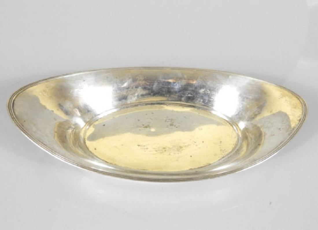 STERLING BREAD TRAY: A sterling bread tray, decorated with a reeded rim and marked "JB Co. Sterling 998", 135 grams.