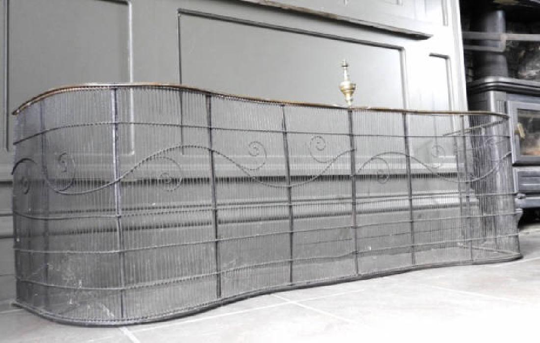 GEORGIAN PERIOD BRASS FIREPLACE FENDER (1 of 5)