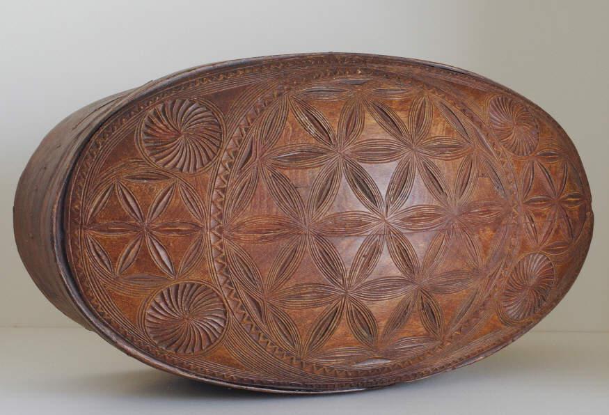 CARVED DOMED CONVENT BOX / BOÎTE DE COUVENT, QC (1 of 7)