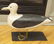 CARVED STANDING SEAGULL / SCULPTURE DE GOÉLAND