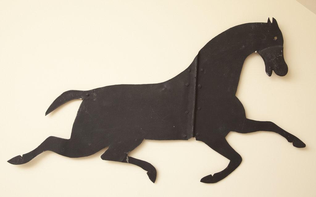 FLAT IRON WEATHERVANE HORSE / GIROUETTE-CHEVAL (1 of 2)