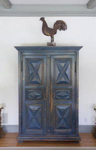 DIAMOND POINT ORIGINAL BLUE ARMOIRE, QC 1750-1775