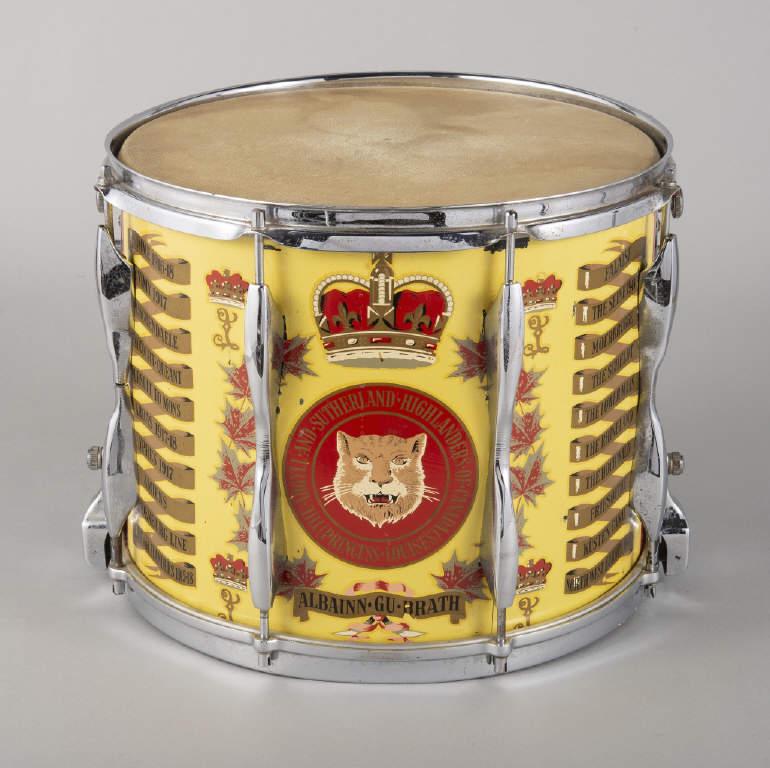 ARGYLL & SUTHERLAND HIGHLANDERS OF CANADA DRUM: A well decorated regimental drum of the Argyll and Sutherland Highlanders of Canada (Princess Louise's, daughter of Queen Victoria). Formed in 1903 and based in Hamilton, Ontario, this storied regimen