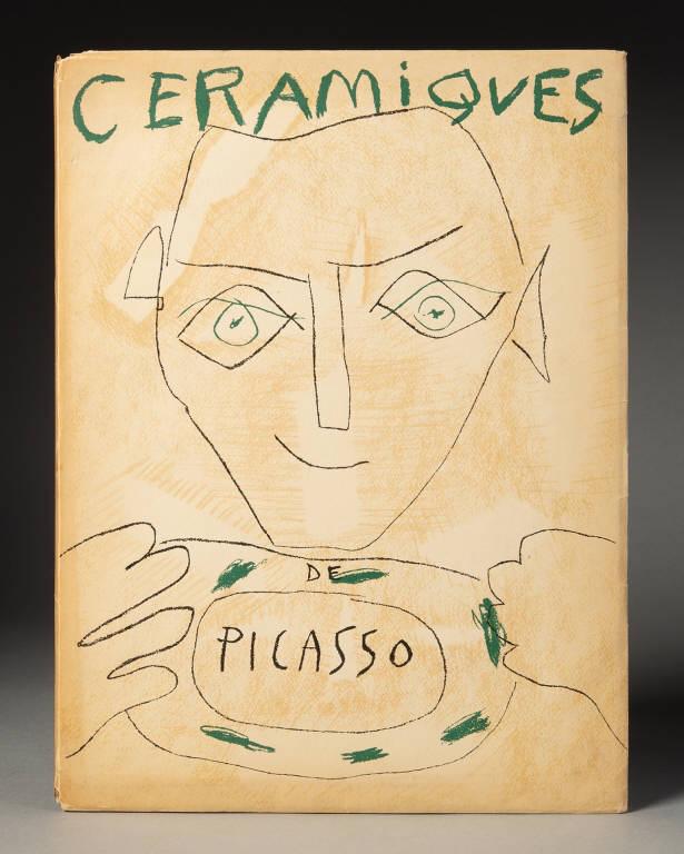 BOOK - CERAMIQUES DE PICASSO, 1949: Ceramiques de Picasso, French text by Suzanne et Georges Ramie. Printed in Switzerland, 1949. Illustrated with 18 full colour, full page examples from the Artist's ceramic works.