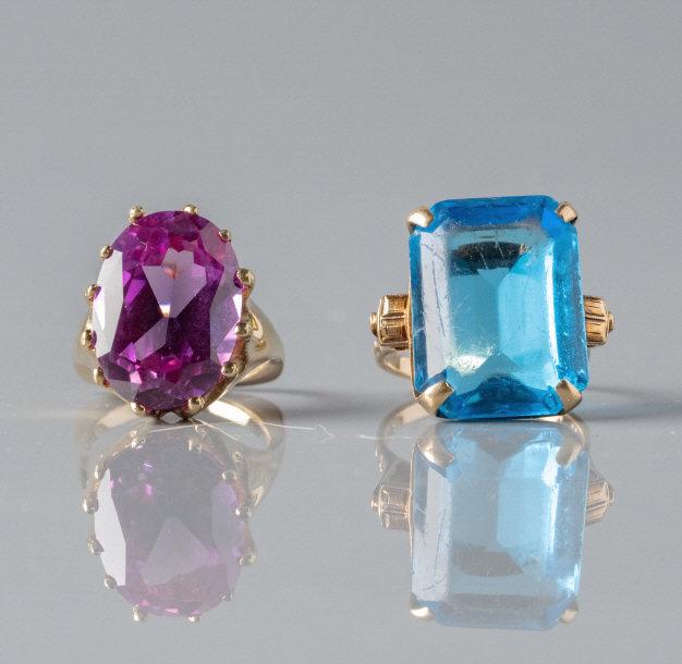 9kt & 10kt Yellow Gold Rings (1 of 6)