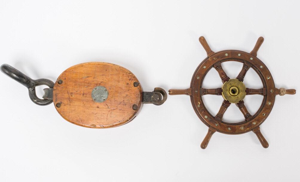 Antique German Ship's Wheel and Block & Tackle Pulley (1 of 11)