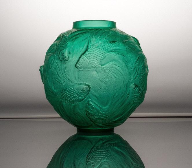 Lalique Glass Bowl, Circa 1924 (1 of 7)