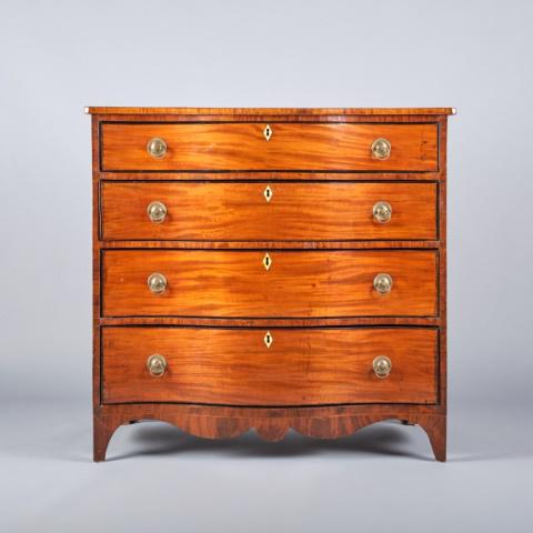 18TH C. HEPPLEWHITE SERPENTINE CHEST OF DRAWERS (1 of 10)