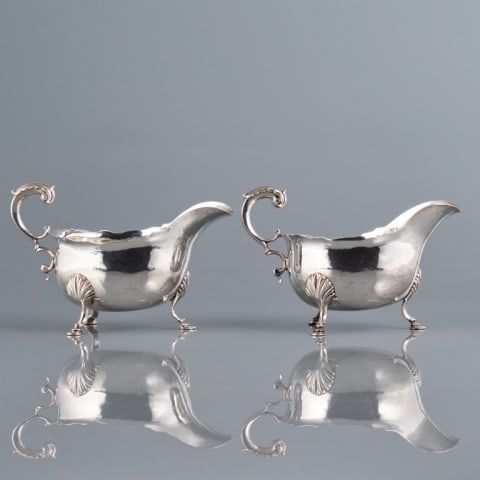 18TH C. GEORGE III STERLING SILVER SAUCE BOATS (1 of 9)