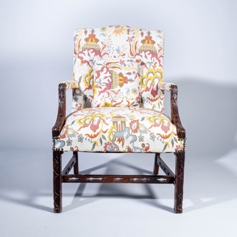 GAINSBOROUGH ARMCHAIR WITH CUSHION (1 of 11)