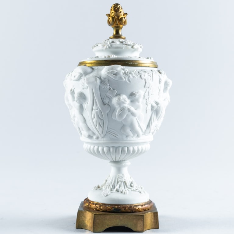 SÈVRES BISQUE PORCELAIN LIDDED VASE (1 of 11)