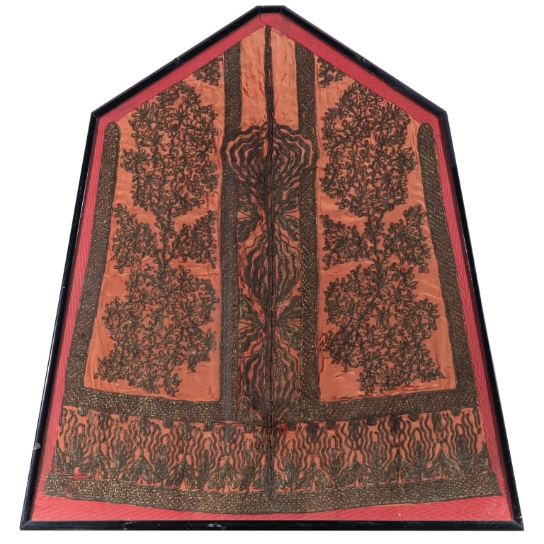 EARLY 19TH CENTURY CHINESE ROBE FRAGMENT (1 of 4)