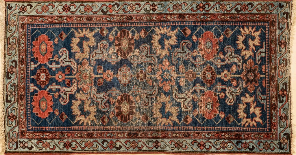 PERSIAN HERIZ RUG (1 of 5)