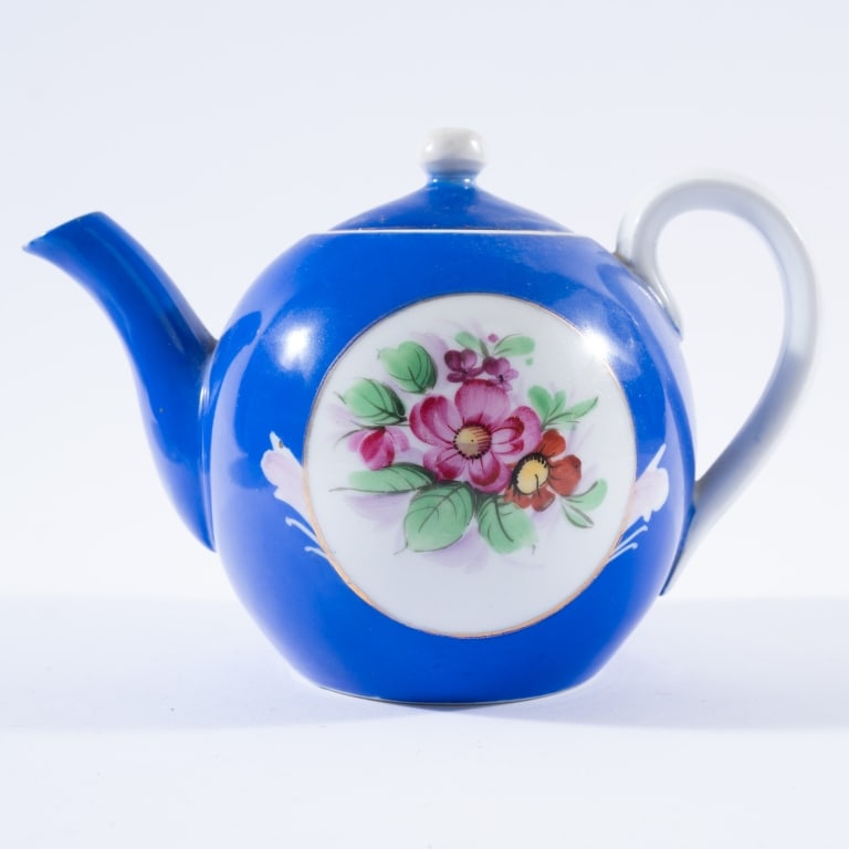 RUSSIAN GARDNER PORCELAIN (1 of 12)