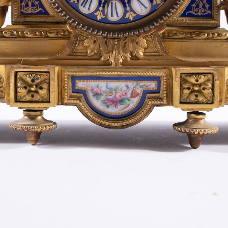 FRENCH SÈVRES MANTEL CLOCK - 3