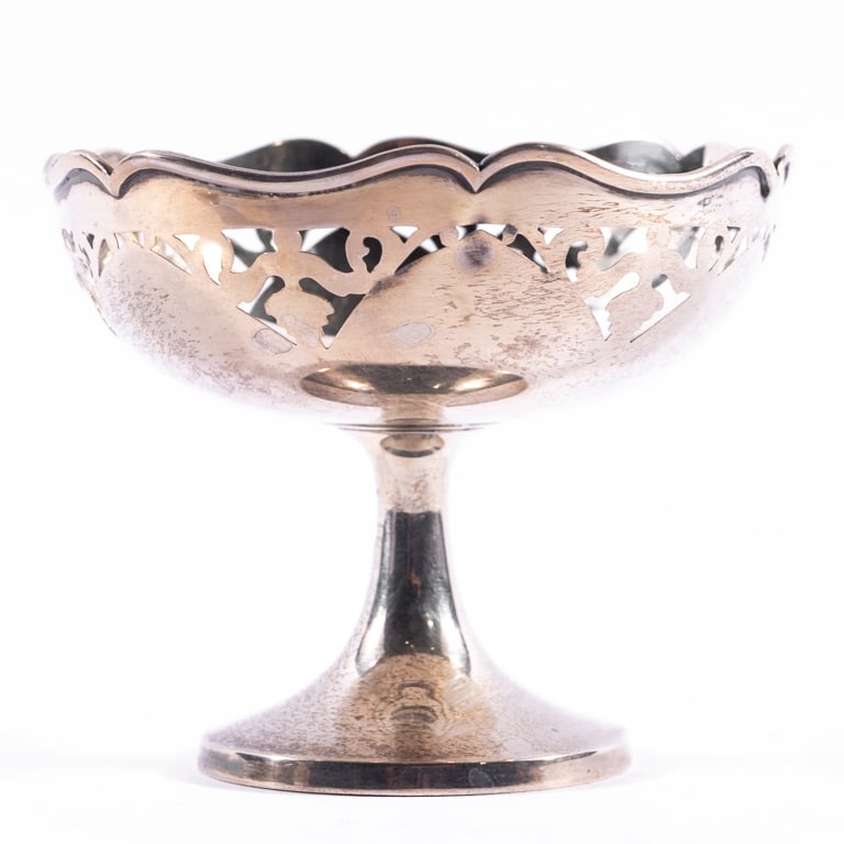ASSORTED STERLING SILVER TABLEWARE - 2