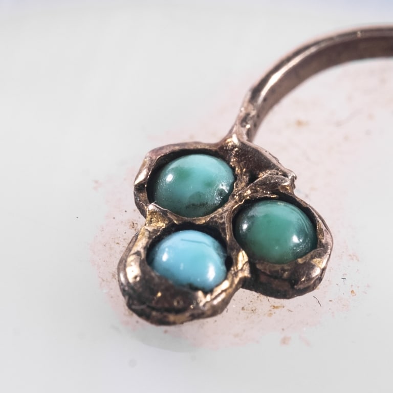 10KT GOLD BROOCH - 2