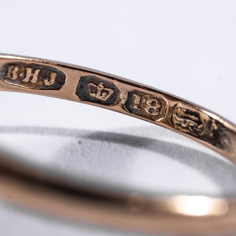 TWO 18KT GOLD RINGS - 2