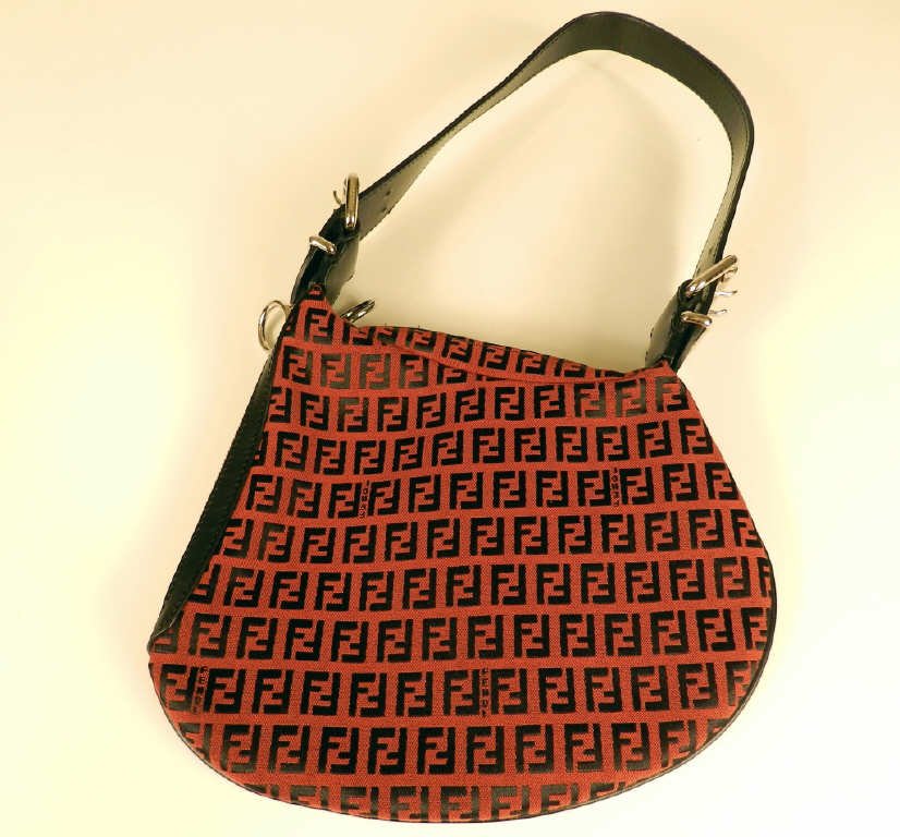 FENDI: Shoulder red jacquard shoulder bag, Fendi plaque inside, marked hardware. serial number 6123 8BR248 038