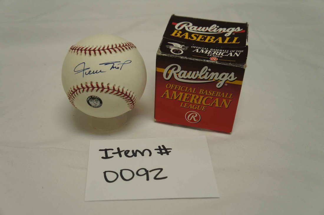 Willie Mays Signed Baseball (1 of 4)