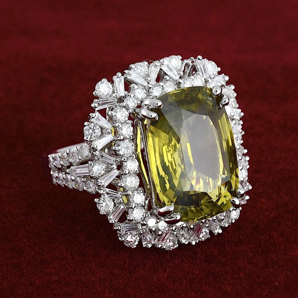 Alexandrite & Diamond Ring (GIA CERT.) AV: $59,410 (1 of 5)