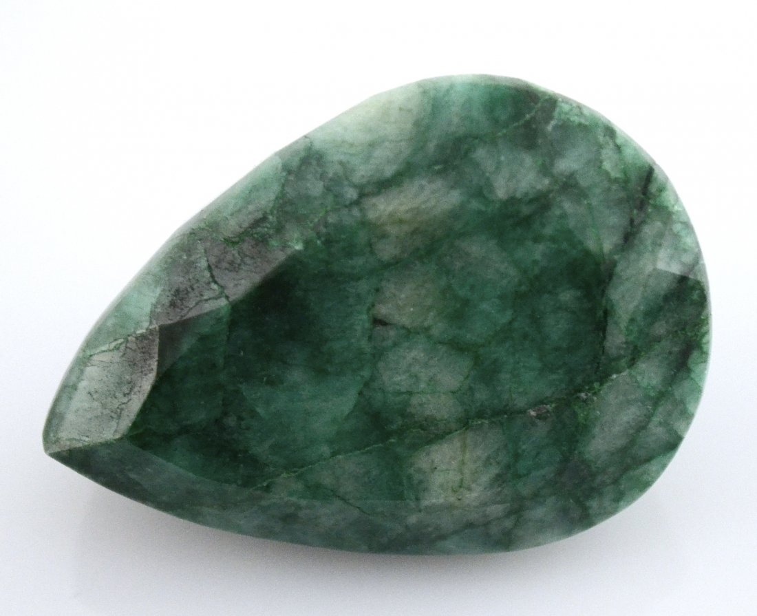 155.05 ct Emerald/Beryl Loose Stone AV: $4,807: 155.05 ct Emerald/Beryl Faceted Loose Stone A29V5