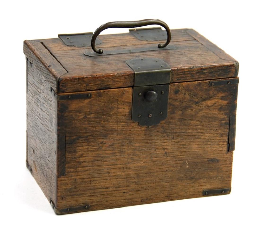 KOREAN WOODEN BOX (1 of 3)