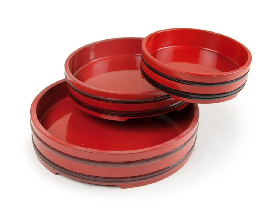 LACQUER TRAY SET OF THREE (1 of 1)