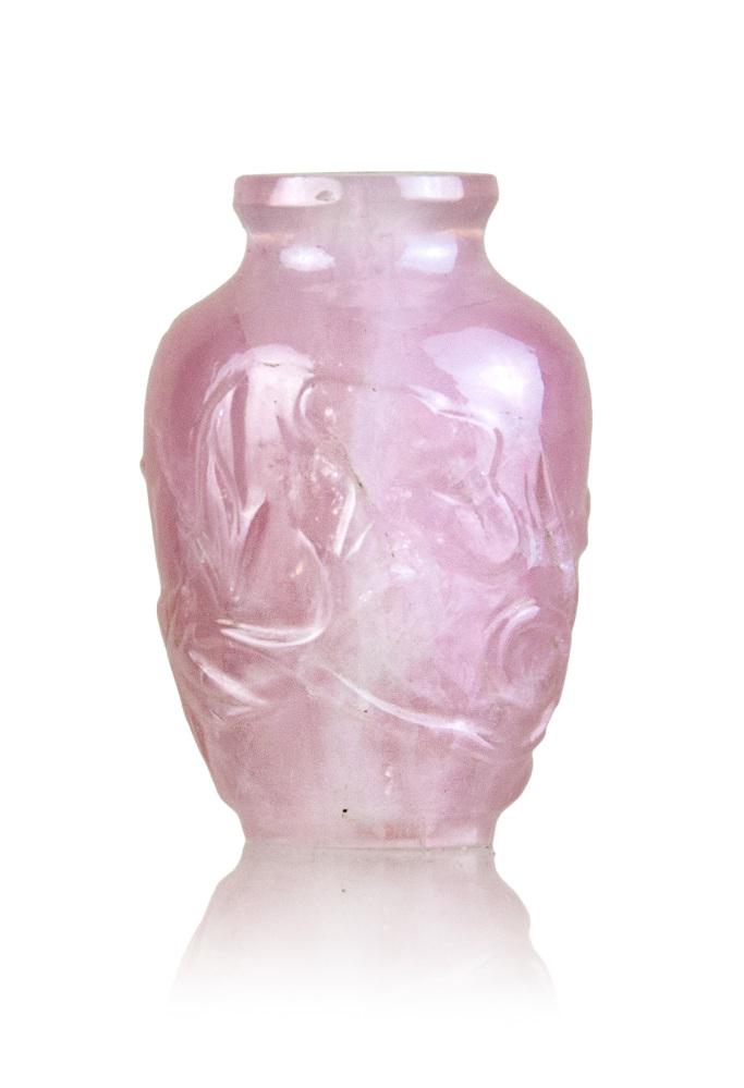 ROSE QUARTZ CARVED SNUFF BOTTLE (1 of 1)