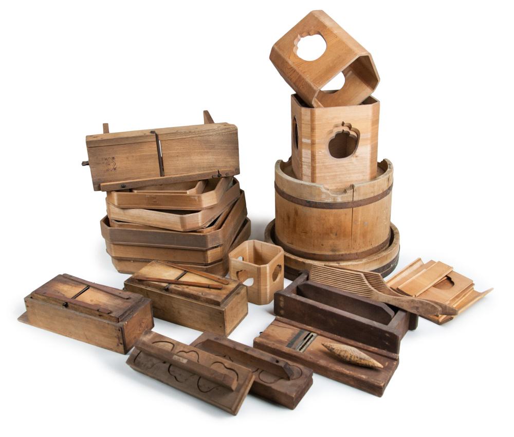 JAPANESE WOODEN KITCHEN UTENSILS (1 of 1)