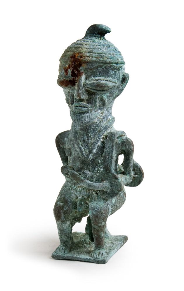 MALE SEATED BRONZE FIGURE (1 of 1)