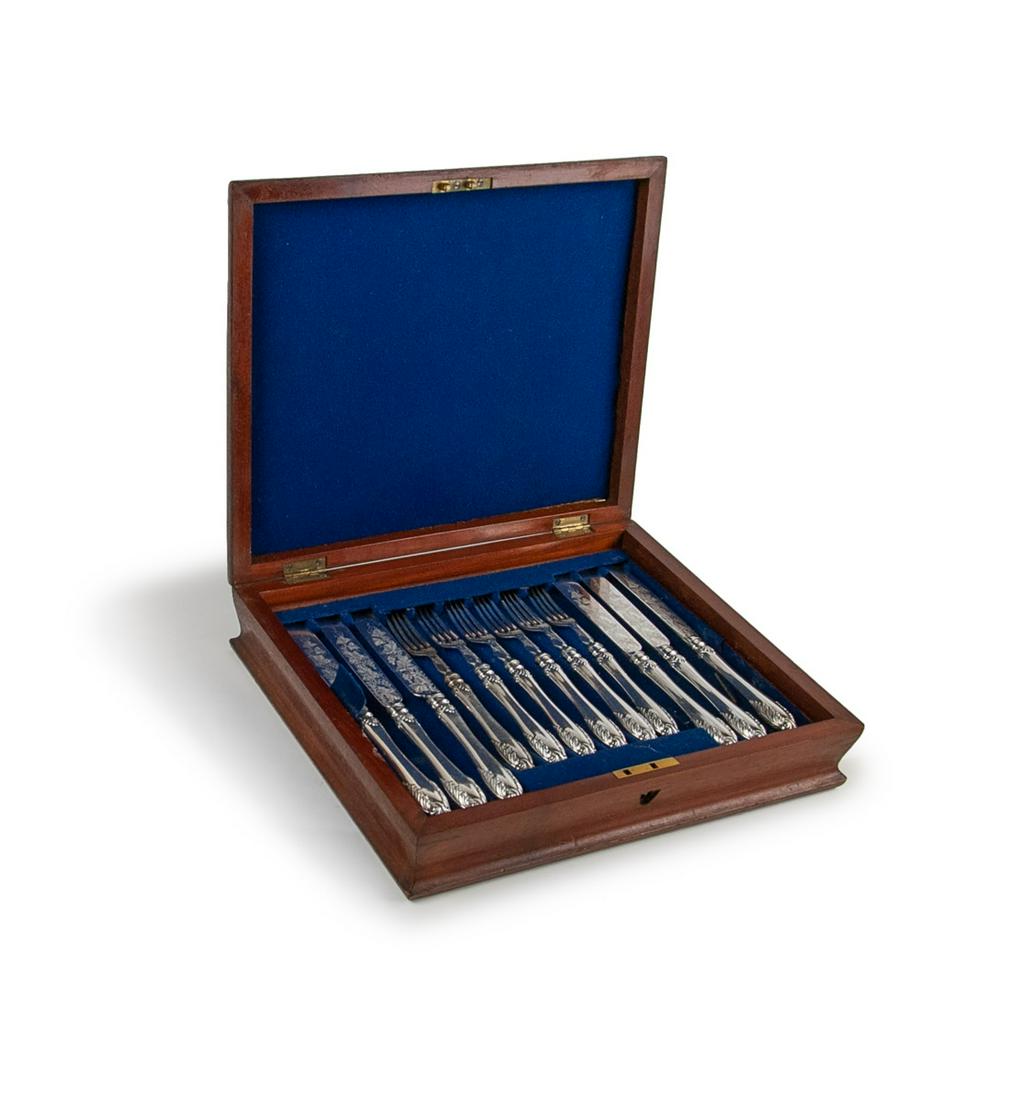 SHEFFIELD TWENTY-FOUR PIECES FRUIT & CHEESE SET (1 of 11)