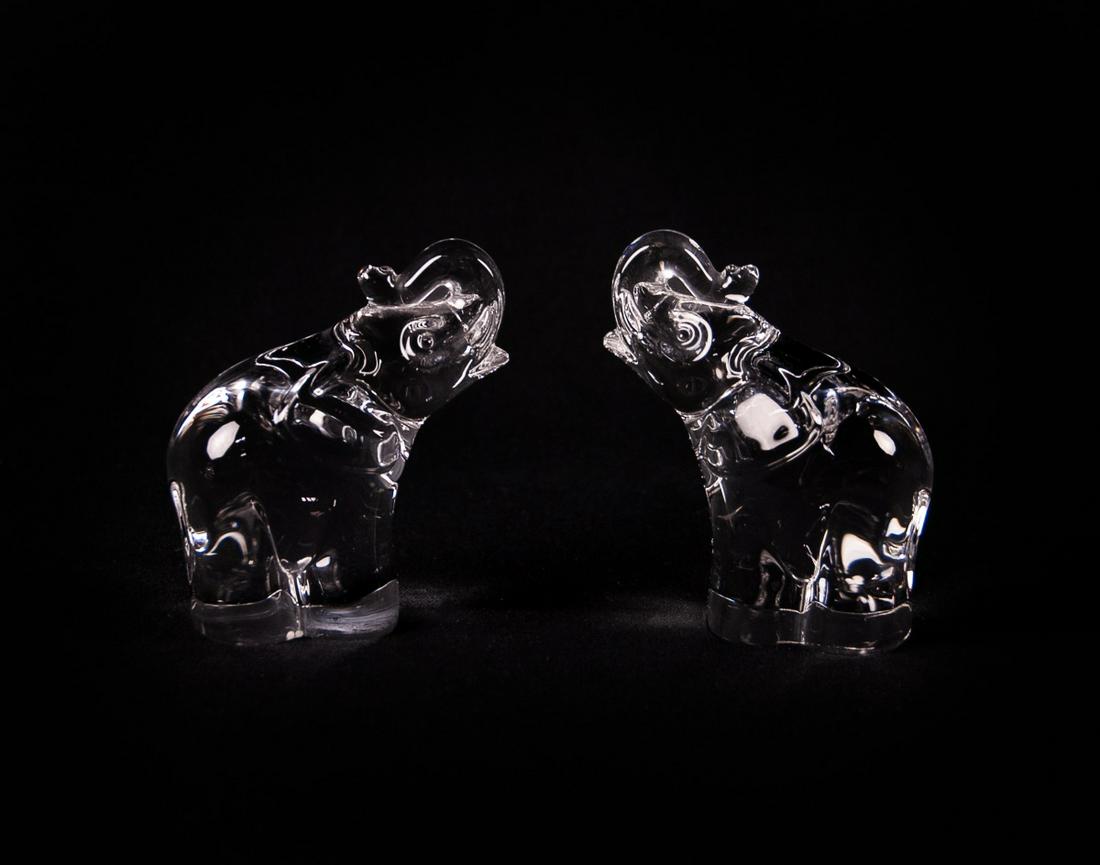 TWO STEUBEN CRYSTAL ELEPHANTS: Signed Steuben 3 1/8in(7.9cm) X 3in(7.6cm)