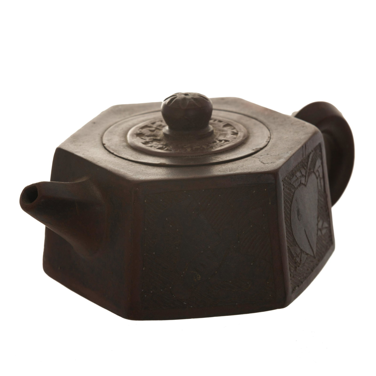 YIXING HEXAGONAL TEA POT: H:2.5in(6.3cm) W:5 1/4in(13.3cm)