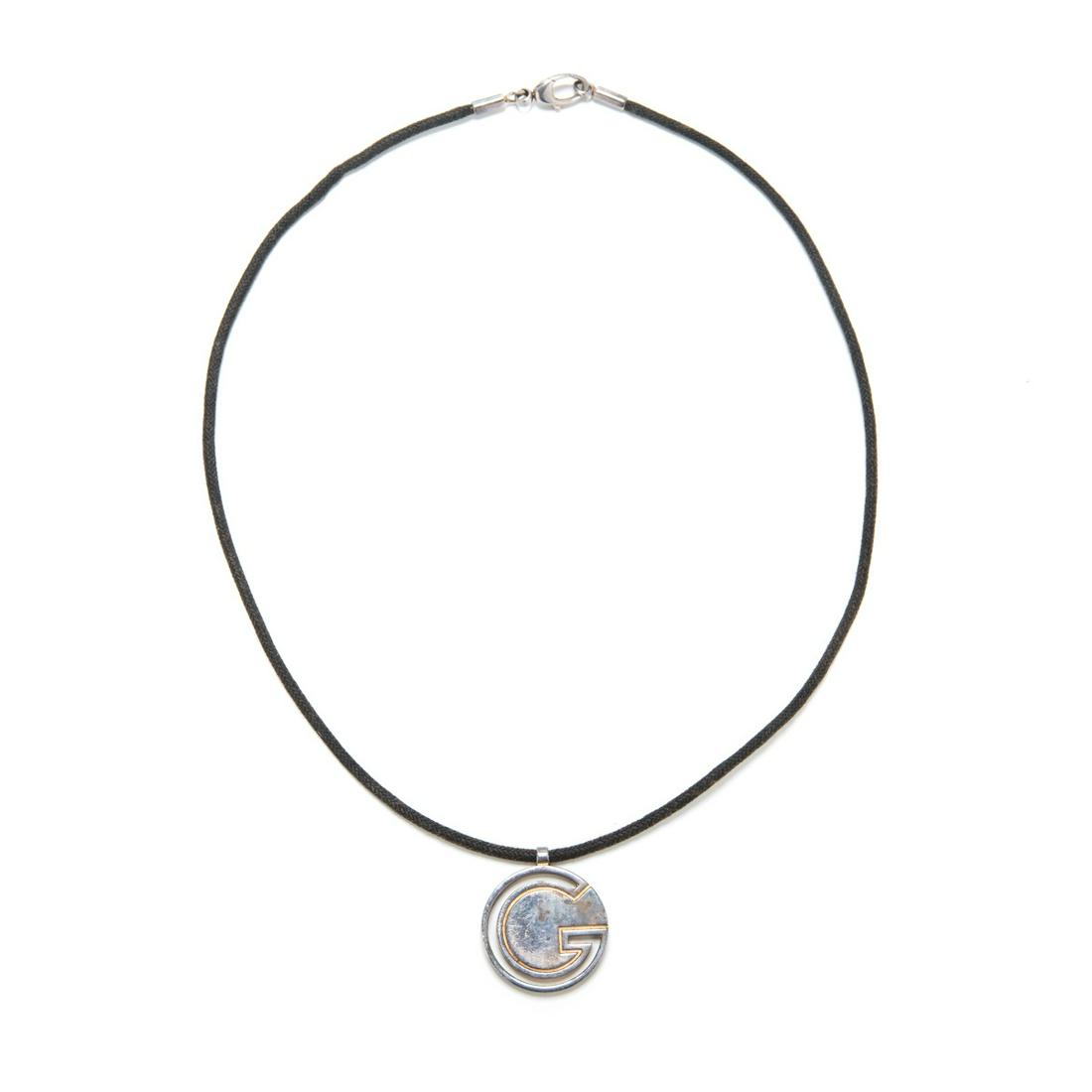 GUCCI PENDANT NECKLACE (1 of 6)