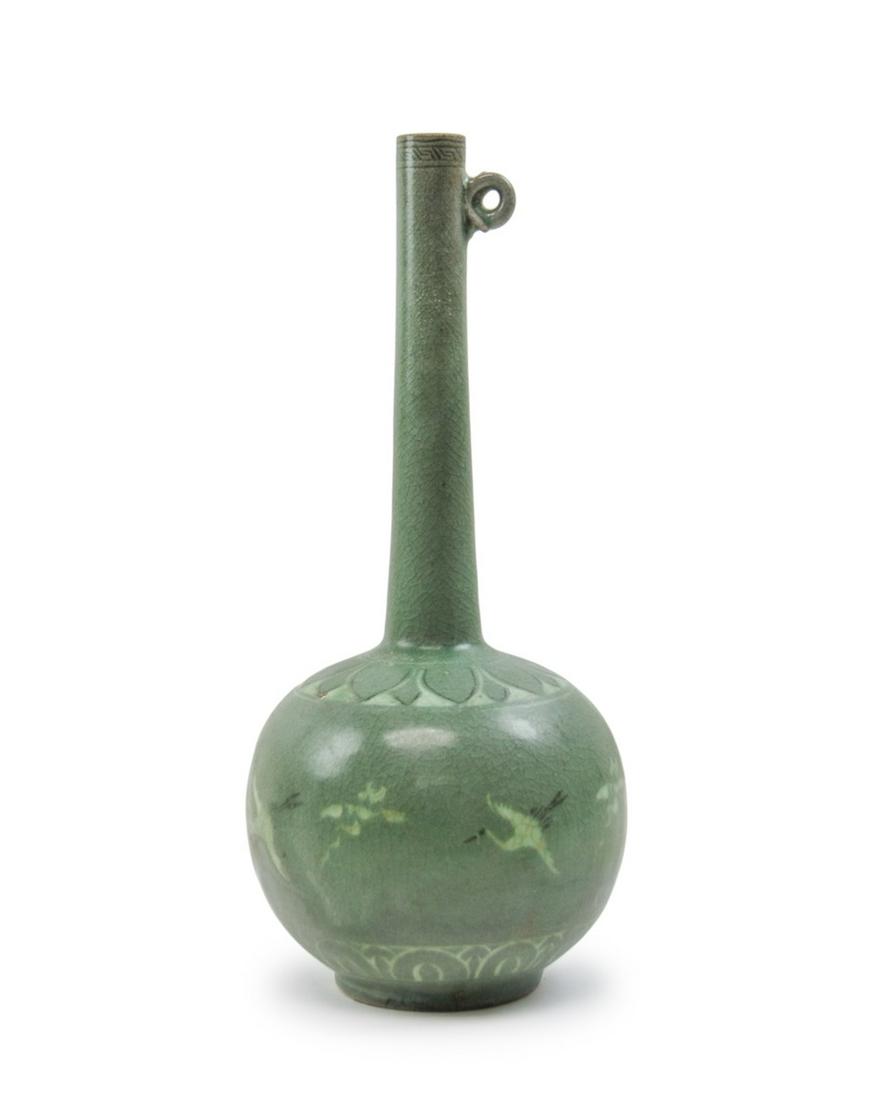 KOREAN CELADON LONGNECK VASE (1 of 15)