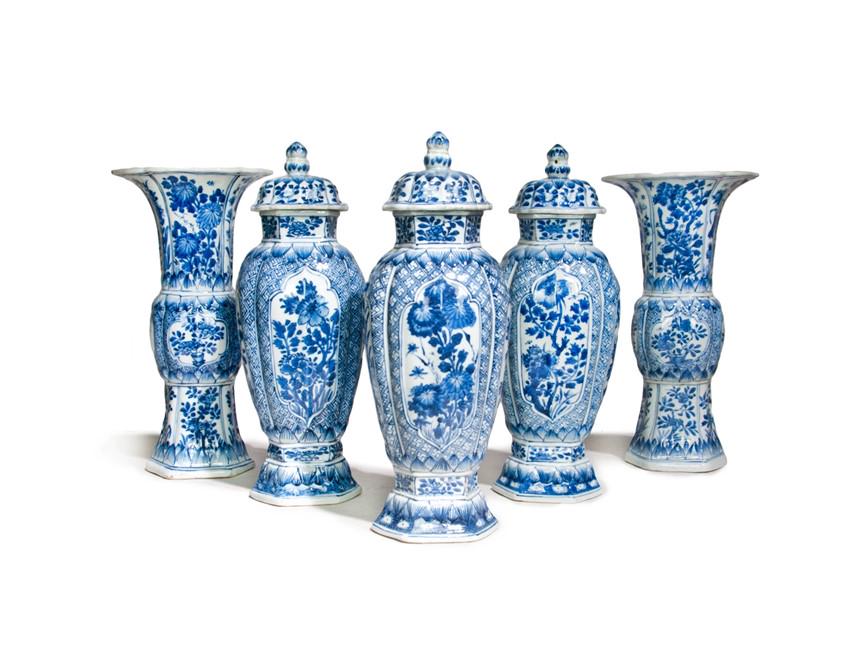 BLUE AND WHITE PORCELAIN ALTAR SET (1 of 11)