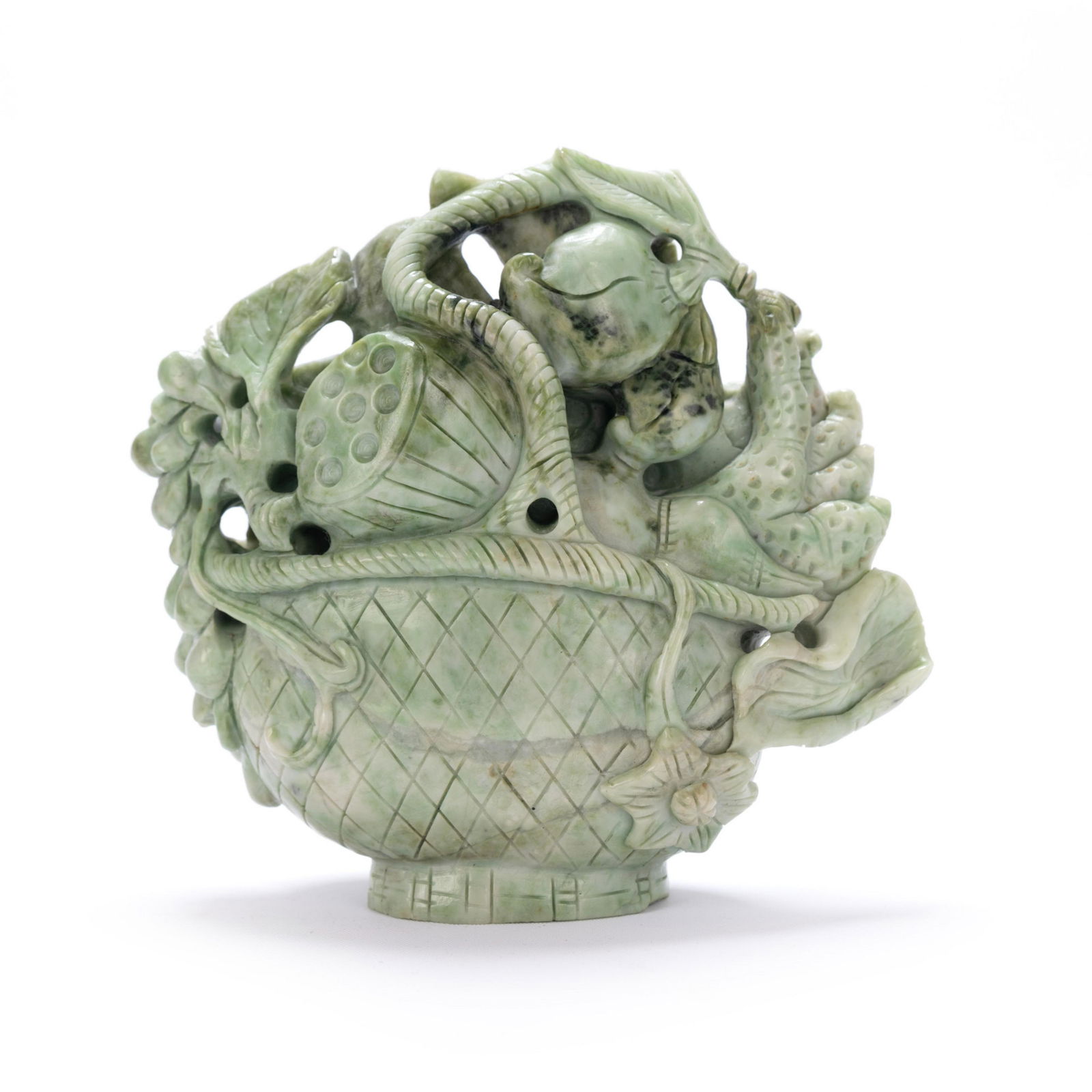 A CHINESE CELADON JADE BASKET SCULPTURE (1 of 6)