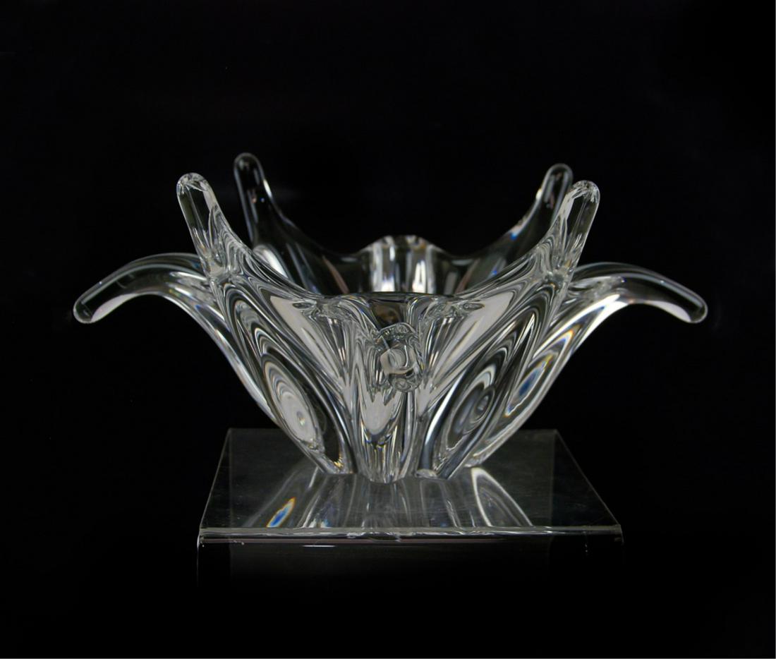 Baccarat Stella Splash Crystal Centerpiece Bowl: Baccarat Stella Splash Crystal Centerpiece Bowl H:5 3/4in(14.6cm) W:12in(30.4cm)