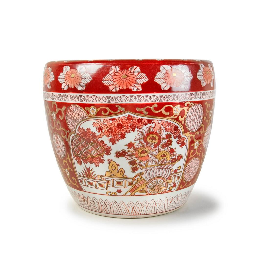 JAPANESE RED IMARI PLANTER: H:10 1/8in(25.7cm) D:12 1/2in(31.7cm)