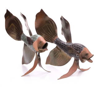 PAIR OF COPPER BETA FISH STATUES: H:22in(55.8cm) W:24in(60.9cm) H:21.5in(54.6cm) W:25in(63.5cm)