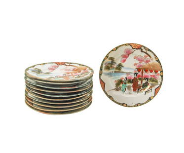 SET OF 11 JAPANESE SATSUMA PLATES: H:1in(2.5cm0 D:7 1/4in(18.4cm)
