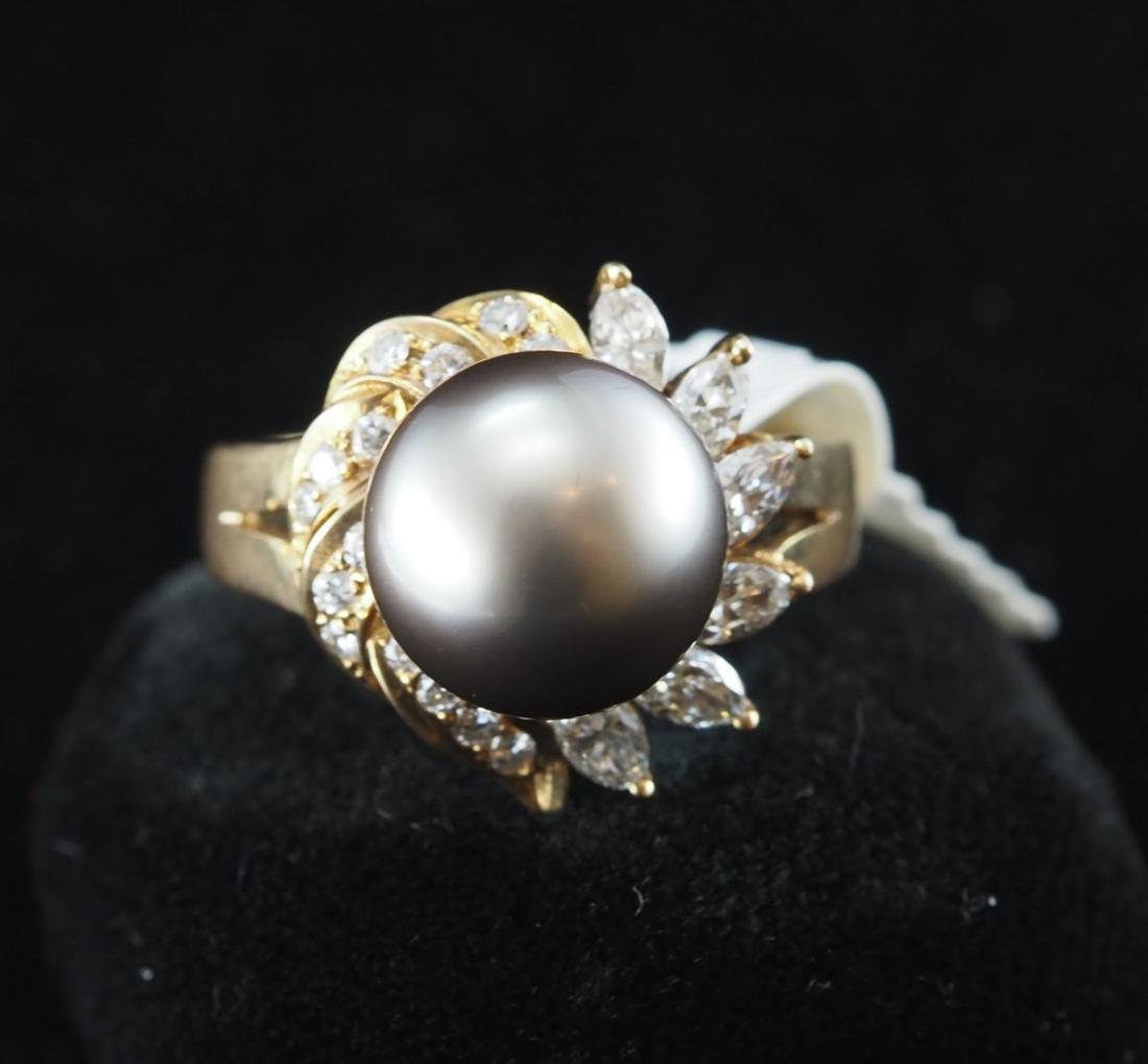 Natural cultered  black pearl and diamond ring (1 of 8)